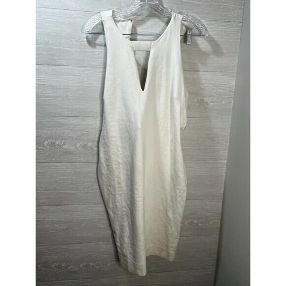 White Sleeveless Cutout Midi Dress With Keyhole Front & Open Back Design - Picture 3 of 8